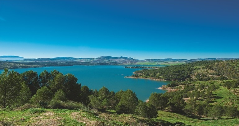 Der Stausee von La Viñuela, ein natürliches Paradies der Axarquía